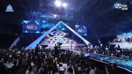 강동호와 포옹하며 우는 황민현