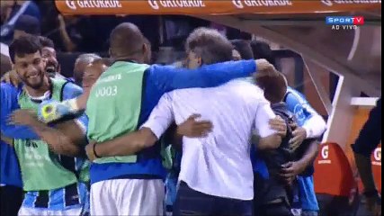 gol do gremio luan 2x0