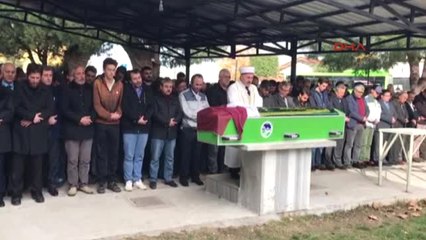Sakarya Kazada Yaralanan 17 Yaşındaki Ebrar Yaşamını Kaybetti