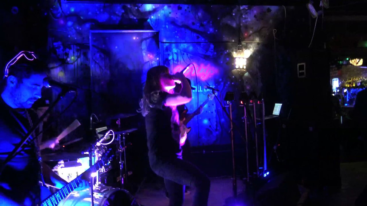 30-11-17 Songsmith 10th Aniversary at Mr Wolf's Cosmic Ninja