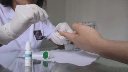 AHF hace pruebas para hallar 16.000 peruanos que desconocen portar VIH