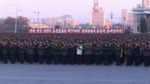 Na Coreia do Norte, ato reúne multidão para comemorar lançamento de míssil