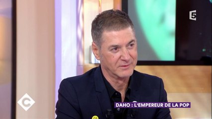 Etienne Daho, l'empereur de la pop - C à Vous - 01/12/2017