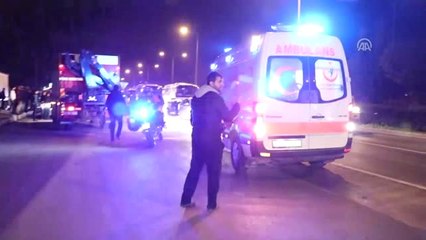 Kamyon ile Kamyonet Çarpıştı: 1 Yaralı