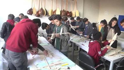 Hakkari'de Çocuklara Model Uçak Eğitimi