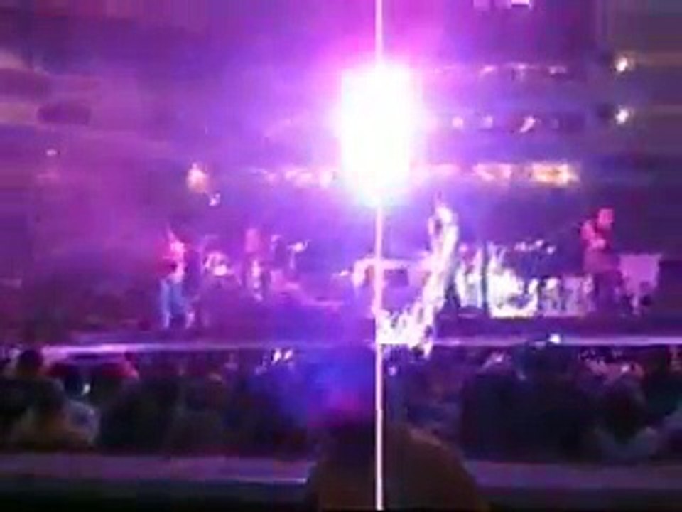 Muse - Supermassive Black Hole, Raymond James Stadium, Tampa, FL, USA  10/9/2009