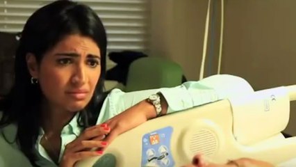 아이들을 구하기 위해 토네이도에 뛰어든 선생님