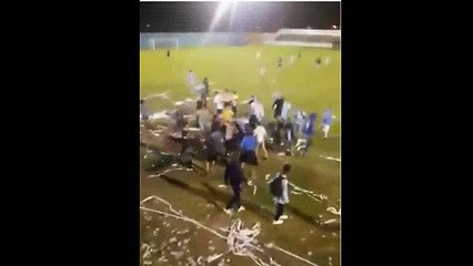 Des arbitres sauvagement agressés