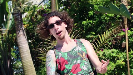 Dylan Hronec is the Surfing Samurai