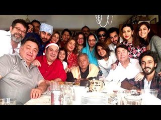 Shashi Kapoor’s Last Family Picture With The Kapoor Family