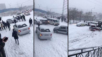 Carambolage en russie dû à des chutes de neiges