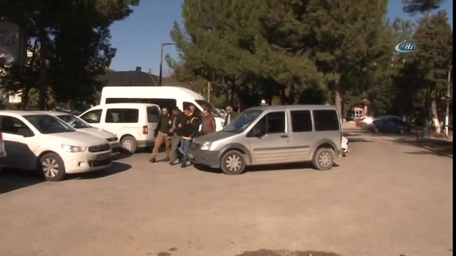 Eşini 9 Yerinden Bıçaklayan Zanlı Yakalandı