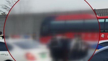 경찰 추격 받던 용의자 가스총으로 자해 / YTN