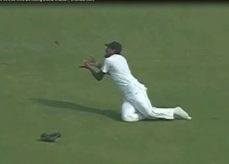 தவானுக்காக, ஷூவை கழற்றிவிட்டு ஓடிய இலங்கை வீரர்.. அதான் கோஹ்லி வந்துட்டாருல்ல