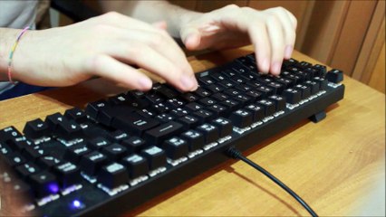 Aukey Tastiera meccanica KM-G8: Prova scrittura