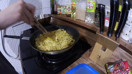 VLOG  일상 브이로그 ( 쿠지라이식 라면 먹방 + 회사 생활 + 드레스룸 소개 )