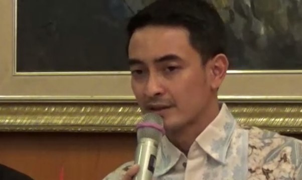 Zumi Zola Lantik Pengganti Plt Sekda yang Kena OTT KPK