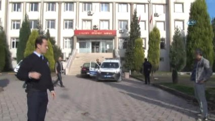 Eski Eşini ve Kızını Öldüren Baba Adliyede