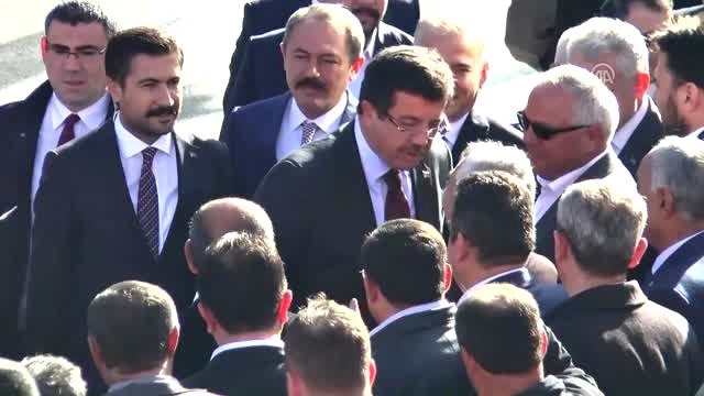Zeybekci: Ne Yapıp Ne Edip, Bu İşi AK Parti'ye ve Recep Tayyip Erdoğan'a Nasıl Bağlarız Onun...