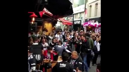 Beşiktaşlı taraftarlar, G.Saray maçına ısınıyor