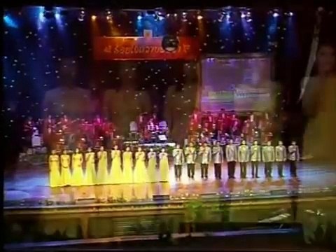 ฑีฆายุโก โหตุ มหาราชา - พรศุลี วิชเวช นำหมู่ (วงสุนทราภรณ์) (2549)