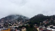 Foguetório no entorno da Avenida Leitão da Silva