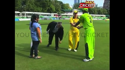 Pakistan Smashes 100 In 3.3 Overs Vs Australia Hong Kong Sixes - Rain Of Sixes