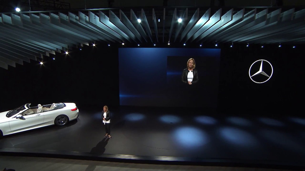 Gorden Wagener stellt den neuen Mercedes-Benz CLS vor