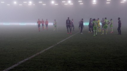 La Louviere-Centre - RWDM : l'arbitre arrête le match