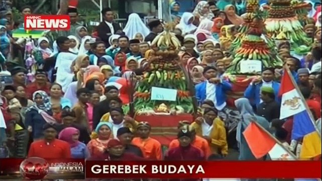 Peringati Maulid Nabi, Ribuan Warga di Temanggun Lakukan Gerebek Maulid