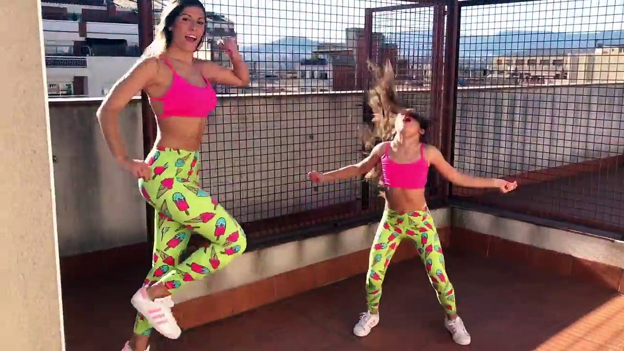 SPICE GIRLS  - DANCING REMIX  - WANNABE