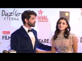 When Hrithik Roshan Unbalance For Alia Bhatt's Coming at Red Carpet of Filmfare Awards