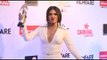 Bhumi Pednekar Makes Fun With Reporters After Getting Award at Filmfare Glamour and Style Awards