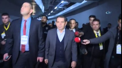 Dursun Özbek'i Fikret Orman Uğurladı