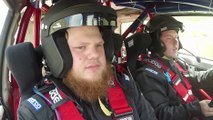 Lors d'un rallye dans le Colorado, le pilote à dû s'arrêter car son co-pilote n'a pas résister aux secousses..