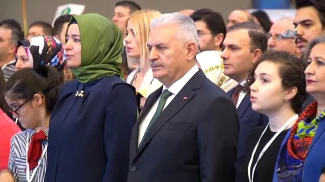 Başbakan Binali Yıldıırm: 2018'de 5 Bin Engelli Kardeşimizi İşe Başlatacağız