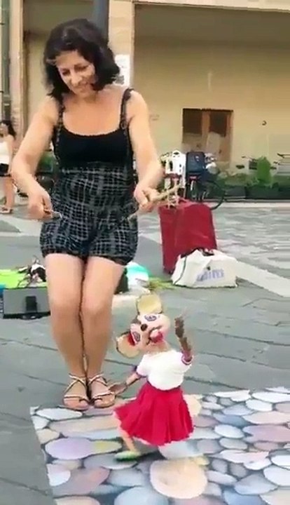 marionnette sur Despacito