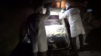 Yanan Otomobilde 2 Ceset Bulundu
