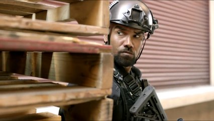 SWAT Season 1 Episode 6 ("Octane") s1e6