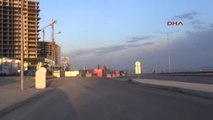 Zeytinburnunda Top Mermisi İmhası Sahil Yolu Trafiğe Kapatıldı