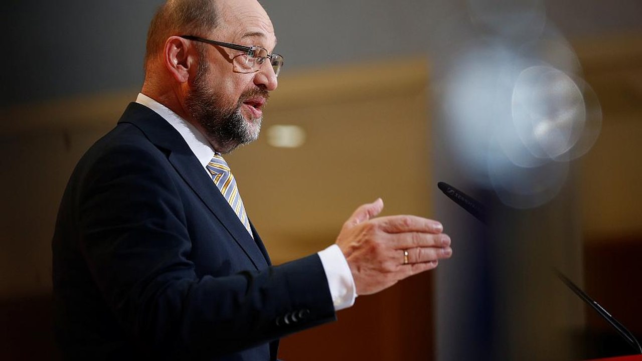 Martin Schulz: Druck aus Paris und Athen