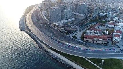 Kapatılan Sahil Yolunda Oluşan Trafik Havadan Görüntülendi