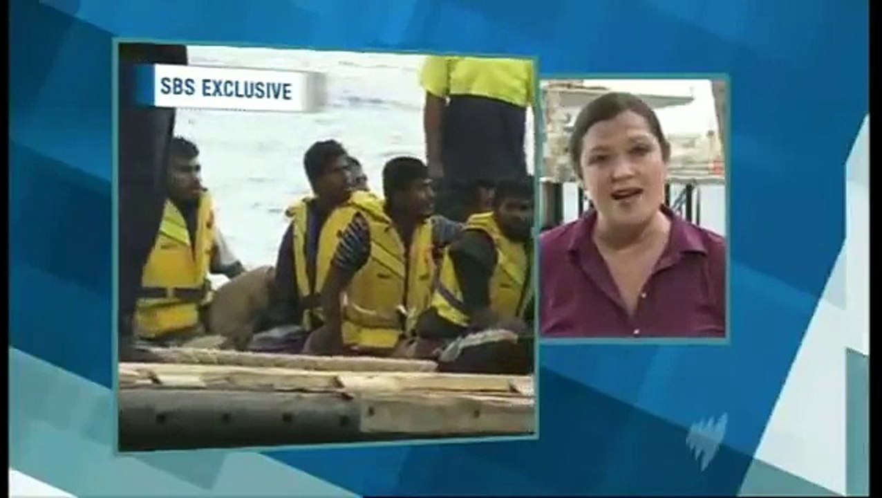 World News Australia   Asylum seekers arrive at Christmas Island-iFx02RmVI9k