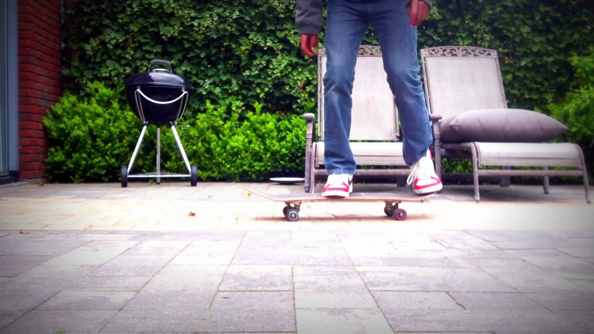 10 Easy Skateboard Tricks - video Dailymotion