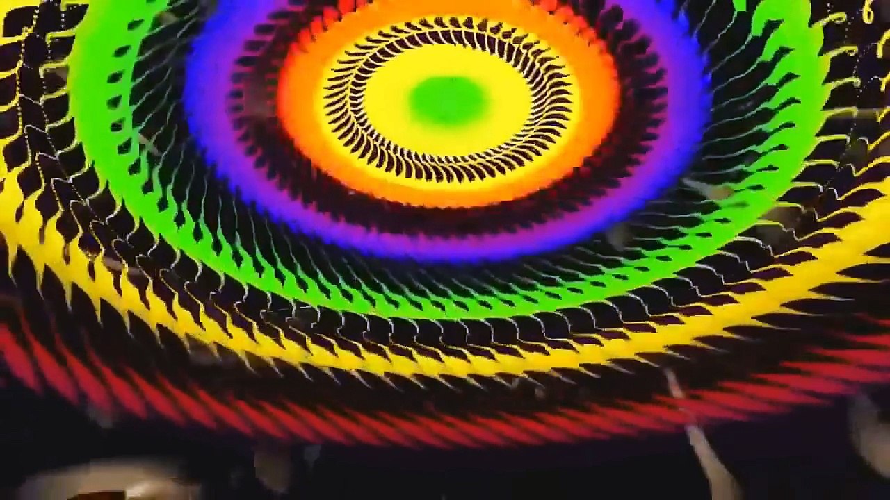 خدع بصرية رهيبة سوف تجعلك تشعر بالهلوسة لمدة دقيقة