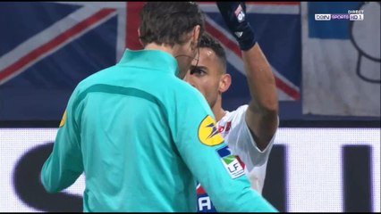 Fernando Marcal Escaps With A Push On Linesman vs Caen!