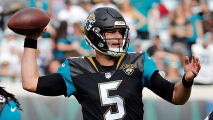 Bortles connects with a wide-open Dede Westbrook for 21 yards