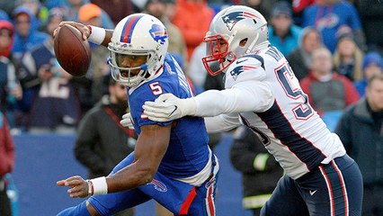 Kyle Van Noy sacks Tyrod Taylor for massive loss