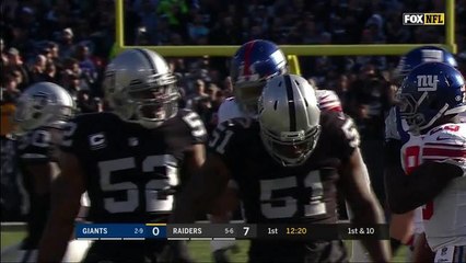 Bruce Irvin ambushes Orleans Darkwa in backfield for huge loss