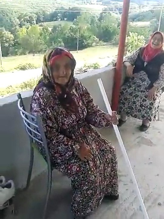 Böyle kaynana düşman başına